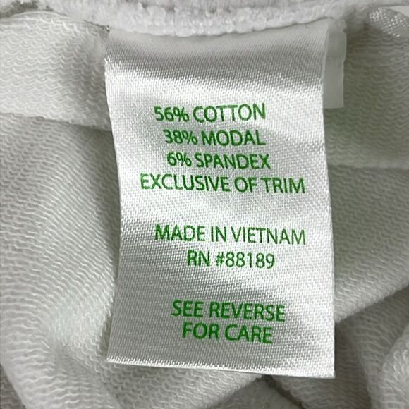 Lilly Pulitzer Elani Knit Short in Resort White Size XS - Picture 7 of 7